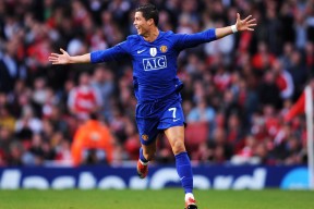 开云官方网站-世界杯次回合激情夜！肖若腾里突外投，广厦男篮大胜罗马